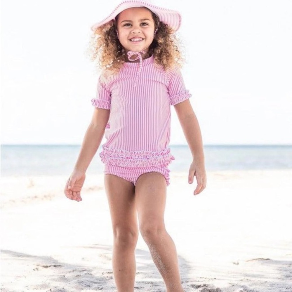 RUFFLEBUTTS ORCHID SEERSUCKER RUFFLED RASH GUARD BIKINI